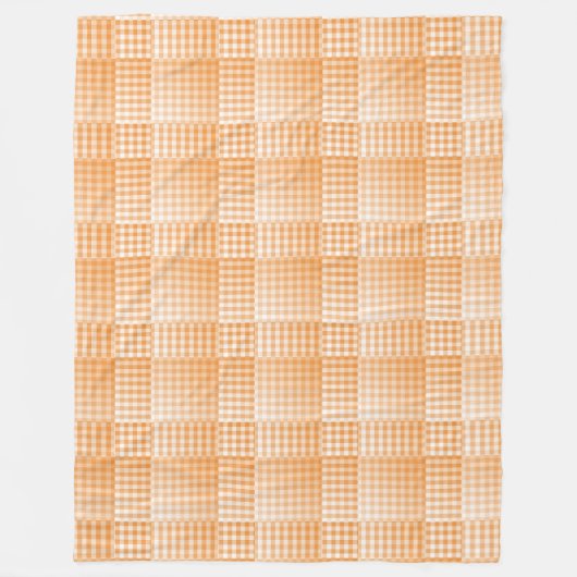 Oranges Weißes Schachbrett Abstract Muster Fleecedecke (Vorderseite)