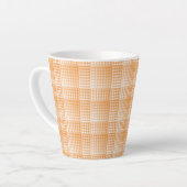 Oranges Weißes Schachbrett Abstract Pattern Milchtasse (Linke Ecke)
