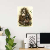 Orangutan Baby With Leaves Poster (Heimbüro)