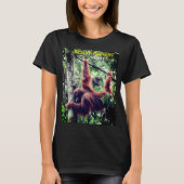 Orangutan hängt in Baum T-Shirt (Vorderseite)