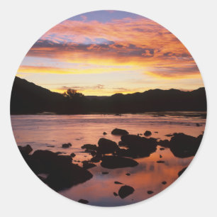 Oranje-Fluss bei Sonnenuntergang, Richtersveld-Nat Runder Aufkleber