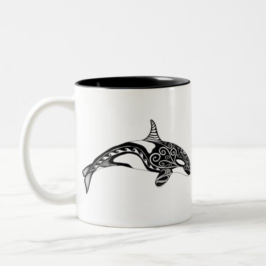 Orca - Handgezogen - Schwarz und Weiß Zweifarbige Tasse (Links)