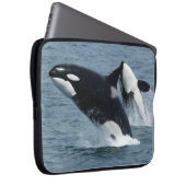 Orca Killer Wale Brechen Laptopschutzhülle (Vorne Rechts)