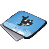 Orca Whale im Ozean Laptopschutzhülle (Vorne Knopf)
