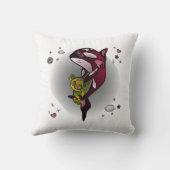 Orca Whale mit Teddy Bear im Space Graphic Design Kissen (Rückseite)