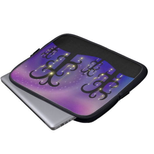 Orchard of Stars Laptop Sleeve (Vorne Knopf)