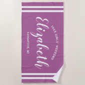 Orchid Lila Girls Wochenende Personalisierter Name Strandtuch (Vorderseite)