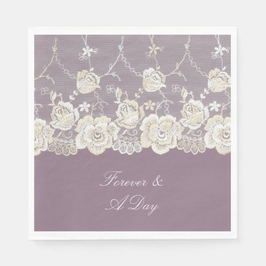 Orchid Lila White Lace Floral Wedding Serviette (Vorderseite)