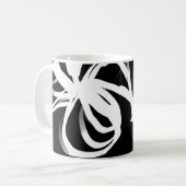 Orchid Noir: Abstrakt Schwarz & Weiß Kaffeetasse (Vorderseite Links)
