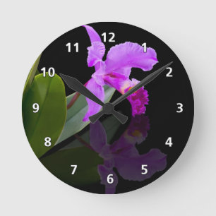 Orchid Reflections on Black Runde Wanduhr