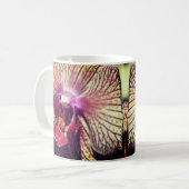 Orchidee Blume Nah Kaffeetasse (Vorderseite Links)