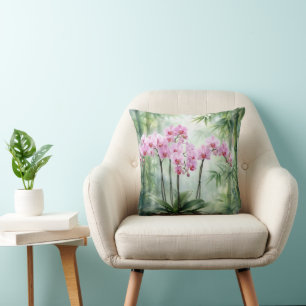 Orchideenpflanze auf Bambushintergrund Kissen