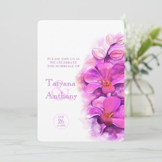 Orchideenstilisierte lila Hochzeit in Rosa Einladung (Stehend Vorderseite)