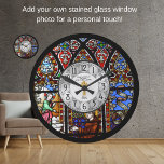 Ordination Jubiläum Festgläser nach Maß Große Wanduhr<br><div class="desc">JEDE Anzahl von Jahren als Ordentlicher Pastor, Priesterminister Deacon etc. Ordination Jubiläum personalisiertes Erinnerungsgedankengeschenk mit Textvorlagenfeldern für Sie, um Namen, Datum und anderen Text nach Wunsch hinzuzufügen. Fügen Sie eine persönliche Nachricht, Gruß, Bibelverse, Schrift, Sprichwort hinzu. Geeignet für Meilensteine 1. 5. 10. 15. 20. 25. 30. 35. 40. 45. 55....</div>