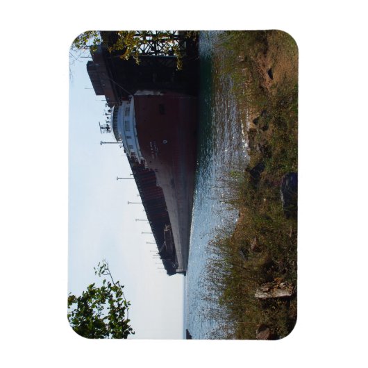 Ore Boat at Marquette MI - Kühlschrankmagnet Magnet (Vertikal)
