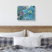 Oregon Grape Canvas Print Leinwanddruck (Insitu (Schlafzimmer))