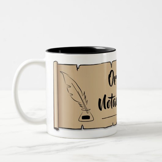 Oregon Notary Public Scroll Feather Quill Zweifarbige Tasse (Links)