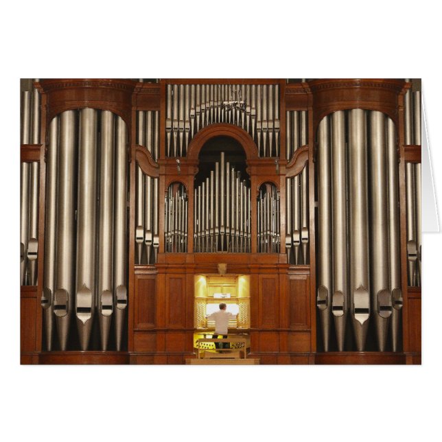 Organist an der Organkonsole (Vorderseite (Horizontal))