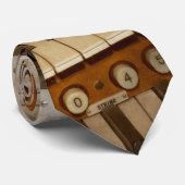 Organist - Bereit an den Kontrollen Krawatte (Gerollt)