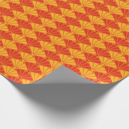 Oriental Red Yellow Kiku Chrysanthemum Mon Pattern Geschenkpapier (Ecke)