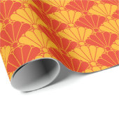 Oriental Red Yellow Kiku Chrysanthemum Mon Pattern Geschenkpapier (Rolleneckpunkt)