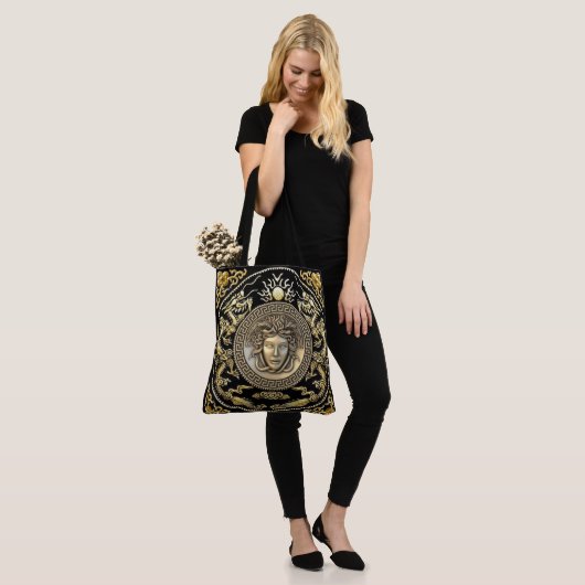 Orientalische Medusa Tasche (Am Model)