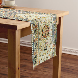 Orientalischer Teppich in hellen Farben Kurzer Tischläufer