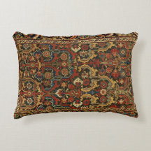 Orientalischer Teppich mit Blumenmotiven