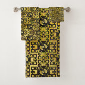 Orientalisches Luxusgold auf schwarzem Koi Badhandtuch Set (Insitu)