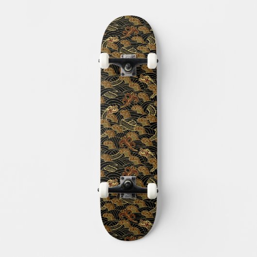 Orientalisches Seedrache-Muster Skateboard (Vorderseite)