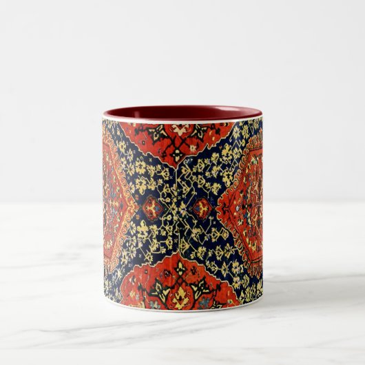 Orientalisches Teppichdesign in Blau und Orange Zweifarbige Tasse (Mittel)