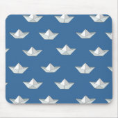 Origami-Boote auf dem Wassermuster Mousepad (Vorne)
