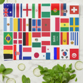 Original FOOTBALL SOCCER TEAM FLAGS 2018 Muster Geschirrtuch (Gefaltet)