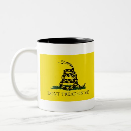 Original Gadsden-Flag Zweifarbige Tasse (Links)