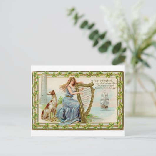 Original Saint Patrick's Day Harfe & Lady Postkarte (Stehend Vorderseite)