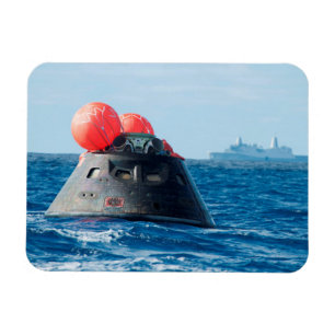 Orion Capsule Spacecraft Ocean Erholung Magnet