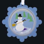 Ornament Card - Working Snowman on Medium Blue<br><div class="desc">Schneemann mit Schaufel ist bereit,  den Schnee aus seiner Schneedecke zu reinigen. Grüne Kiefernbäume stehen hinter ihm. Text auf der Rückseite "Beste Wünsche für die Feriensaison" Hintergrund auf beiden Seiten ist mittelblau.</div>