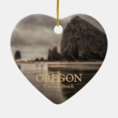 Ornament: Haystack Rock und Nadeln (Herz) Keramik Ornament (Hinten)