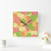 Ornament mit Äpfeln Quadratische Wanduhr (Zuhause)