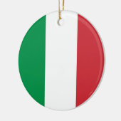 Ornament unter der Flagge Italiens (Links)