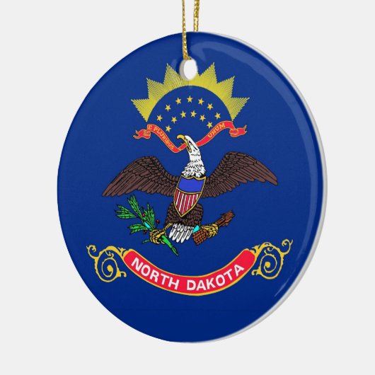 Ornament unter der Flagge von North Dakota (Links)