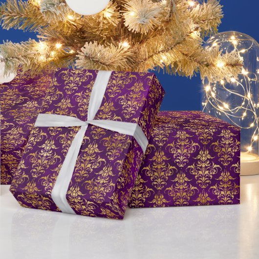 Ornamental Purple & Gold Damask Pattern Geschenkpapier (Feiertage)