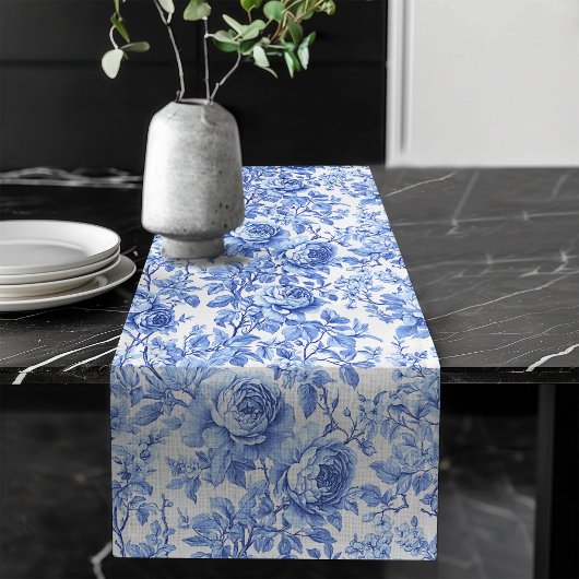 Ornate Blue French Toile Roses Floral Table Runner Großer Tischläufer