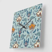 Ornate floral pattern on a pale blue background quadratische wanduhr (Winkel)