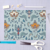 Ornate floral pattern on a pale blue background seidenpapier (Handwerk)