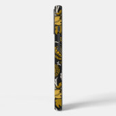 Ornate floral pattern with large gold flowers  Case-Mate iPhone hülle (Rückseite / Links)