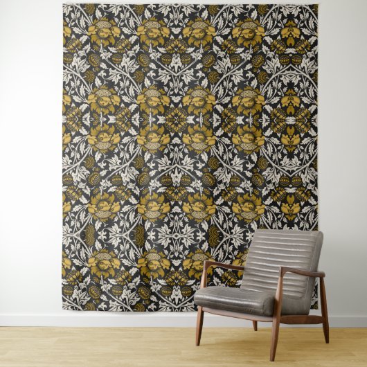 Ornate floral pattern with large gold flowers  wandteppich (Beispiel)