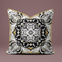 Ornate Mandala Decorative Pillow in Golden Beige Kissen