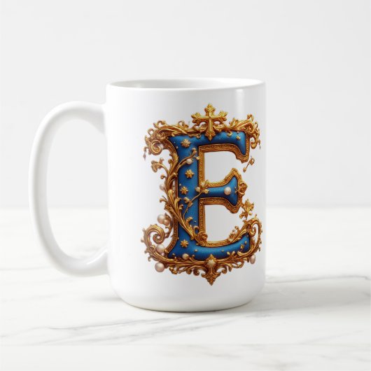 Ornates blaues Buchstaben E Kaffeetasse (Links)