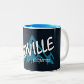 Oroville California Mountains Zweifarbige Tasse (VorderseiteRechts)